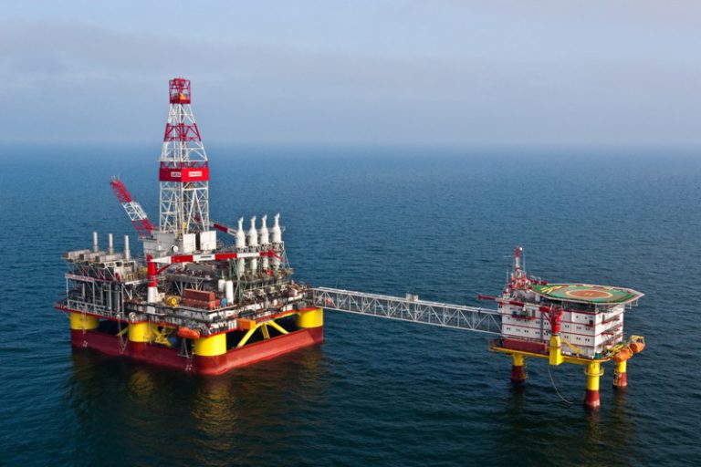Соглашение о сокращении добычи нефти страны ОПЕК+ могут продлить до конца 2018 года