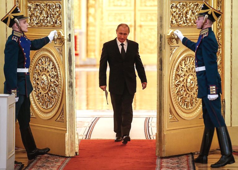 Влияние России на решения стран ОПЕК о добыче нефти