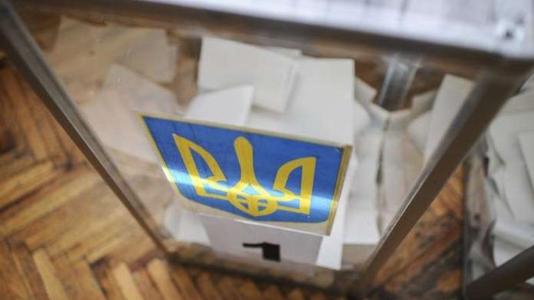 Критика прошедших на Украине выборов и взаимные обвинения