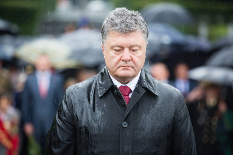 Против Порошенко возбудили уголовное дело о госизмене на Украине