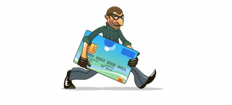 Новый способ кражи денег с банковских карт — через телефон!
