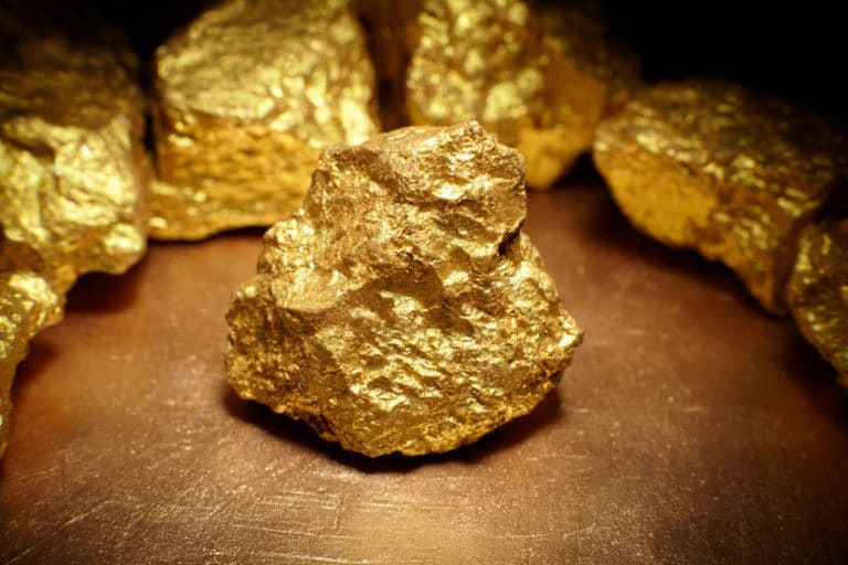 Почему цена золота растет так быстро