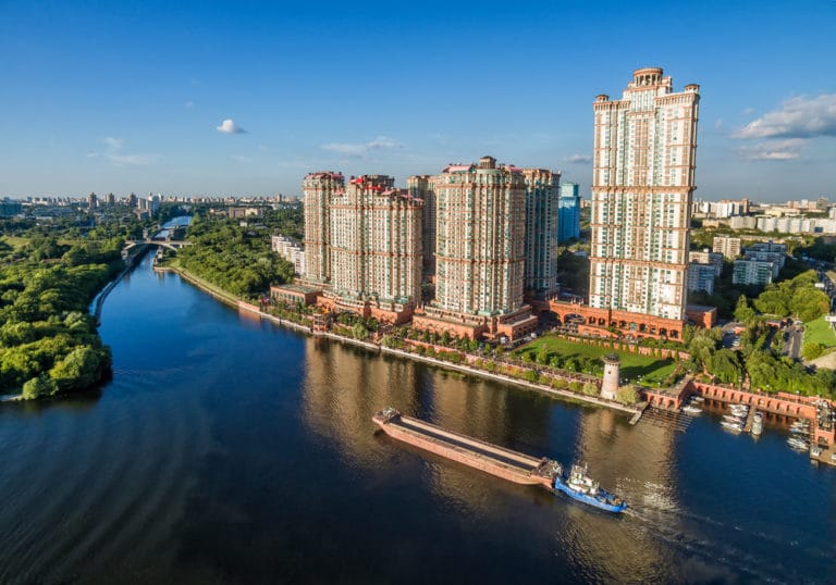 Какую квартиру можно купить в Москве, если ваш бюджет — 10 миллионов рублей