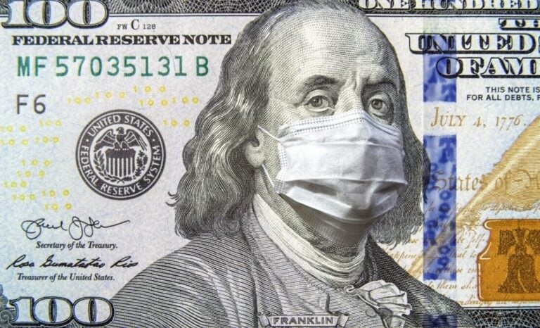 Прогноз на курс доллара к рублю от экспертов: коронавирус укрепит валюту