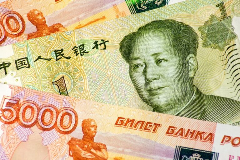Китай ведет подготовку к девальвации рубля
