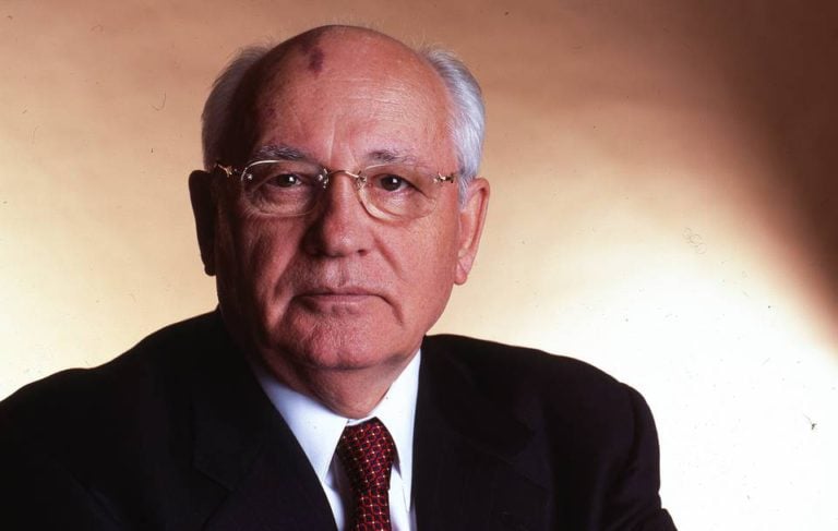 Где и как жил Михаил Горбачев, находясь при власти